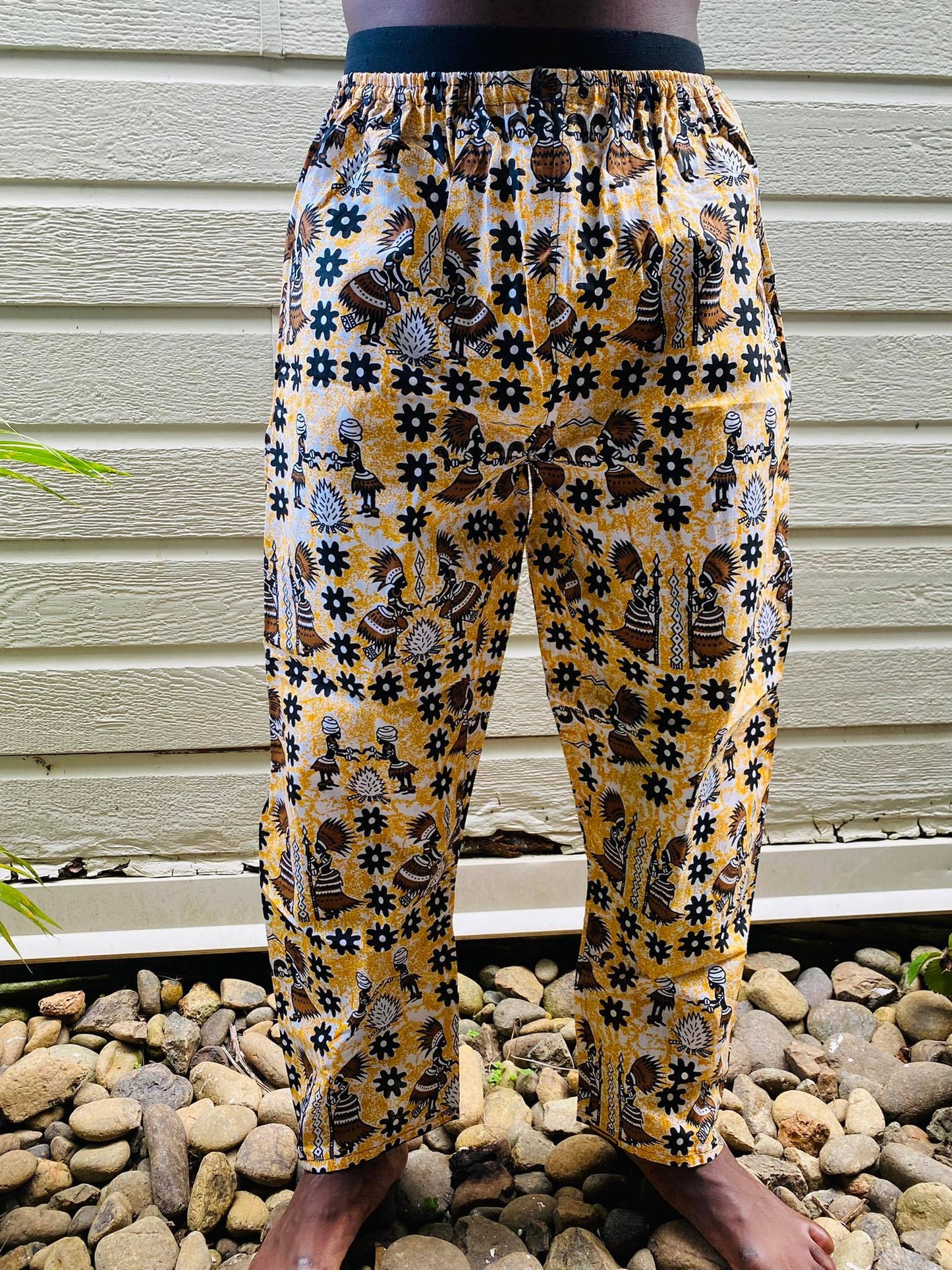 Pantalon Beige/Personnages